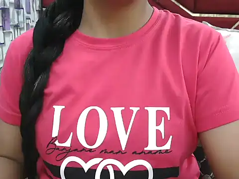 Snapshot of Somiya87 chatting on November 12, 5:57 pm Somiya87 online show from November 12, 5:57 pm