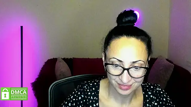 Arianasweety23 online show from October 3, 5:32 pm