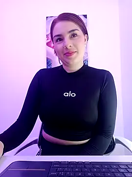 VictoriaMolina online show from November 17, 1:06 pm