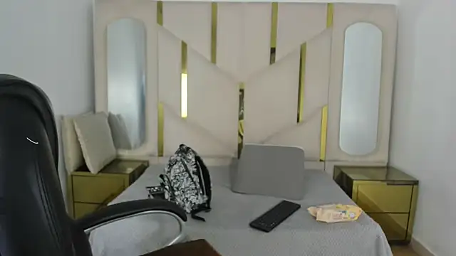 IsabellRodriguez18 online show from November 12, 3:07 am