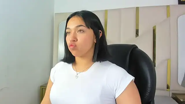 IsabellRodriguez18 online show from December 5, 4:10 am