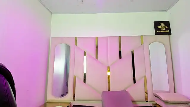 IsabellRodriguez18 online show from March 14, 3:56 am