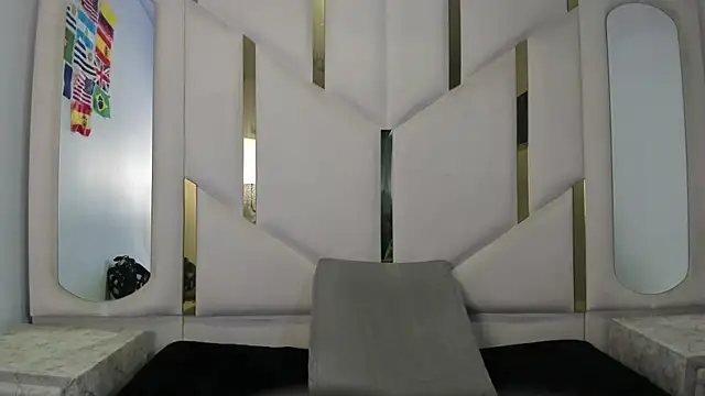IsabellRodriguez18 online show from July 5, 3:45 am