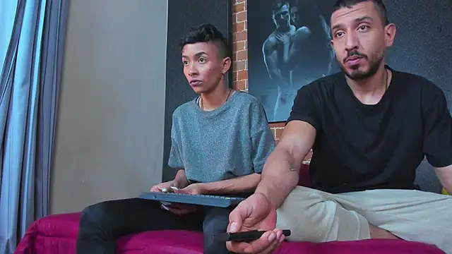 Snapshot of AntonAndSofii chatting on January 28, 3:25 am AntonAndSofii online show from January 28, 3:25 am