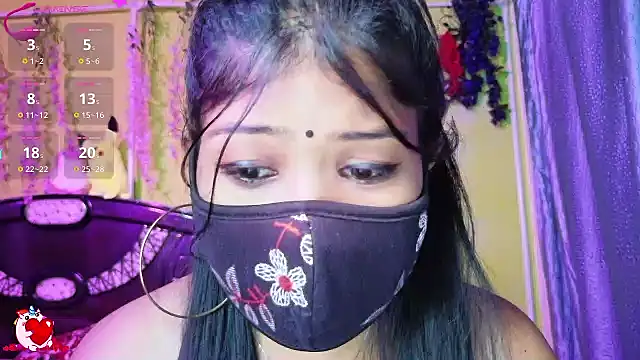 Snapshot of sexyhoney27 chatting on October 12, 9:41 am sexyhoney27 online show from October 12, 9:41 am