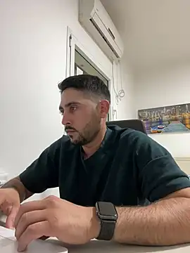 Snapshot of luffykingofpirets chatting on January 9, 9:26 pm luffykingofpirets online show from January 9, 9:26 pm