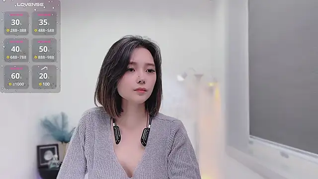 Natasha2025 online show from January 8, 4:33 pm