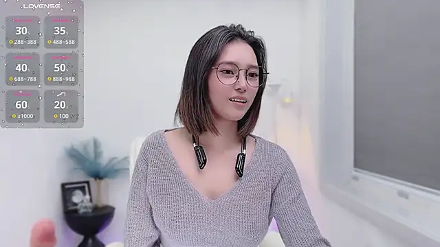 Natasha2025 online show from January 14, 5:34 pm