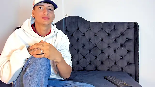 two milkyway online show from December 2, 1:28 pm