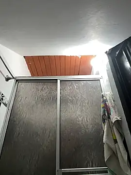 two milkyway online show from April 6, 11:44 am