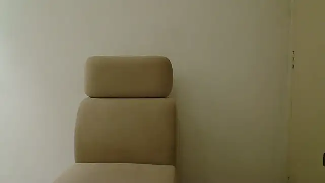 Snapshot of GoddessGlide chatting on July 7, 4:00 pm GoddessGlide online show from July 7, 4:00 pm
