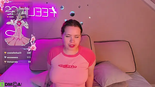 Snapshot of EricaElliott chatting on October 30, 9:15 pm EricaElliott online show from October 30, 9:15 pm