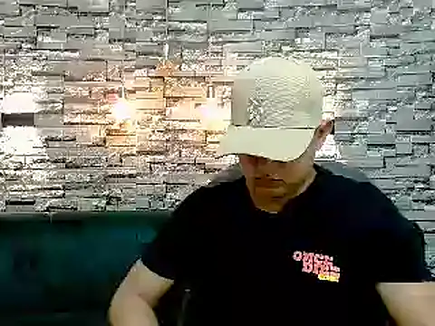 Warning Boy online show from December 29, 6:49 pm