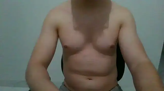 Snapshot of paulotimido chatting on December 24, 3:16 am paulotimido online show from December 24, 3:16 am