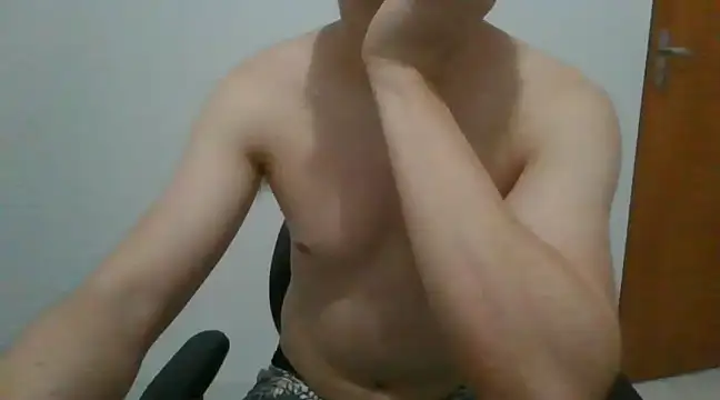 Snapshot of paulotimido chatting on January 31, 2:26 am paulotimido online show from January 31, 2:26 am