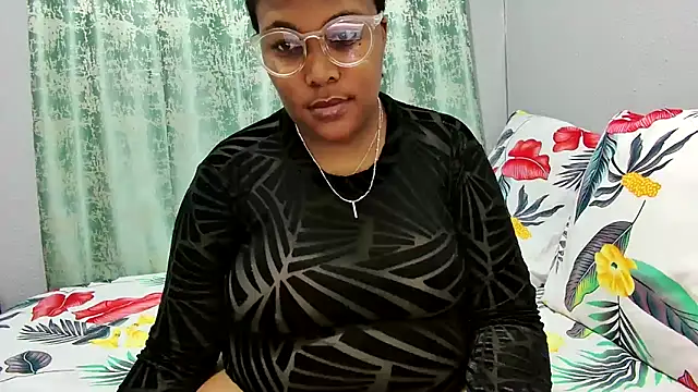 Snapshot of Teassa90 chatting on September 25, 7:28 pm Teassa90 online show from September 25, 7:28 pm