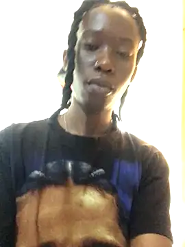 Snapshot of xxSexyTalia28 chatting on October 31, 11:33 am xxSexyTalia28 online show from October 31, 11:33 am