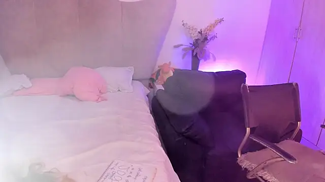 rachaeldeckard   online show from November 16, 4:07 am