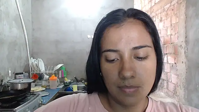 Coral0403 online show from February 18, 6:26 pm