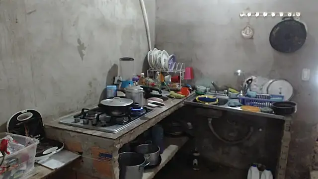 Coral0403 online show from October 3, 3:20 pm