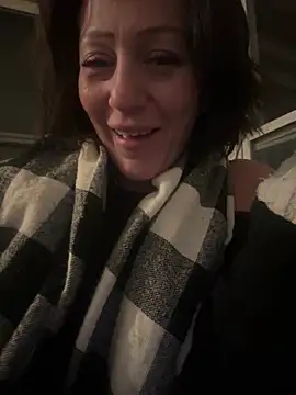 AlessasRoom online show from February 9, 8:40 am