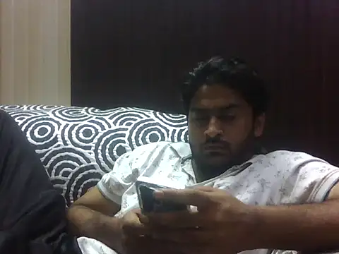 indihotguy online show from September 23, 1:52 am