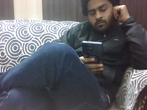 indihotguy online show from January 15, 12:26 am