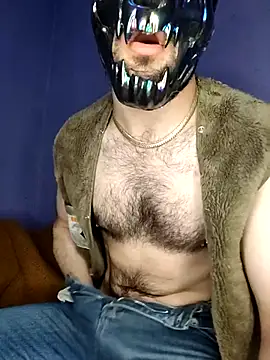 Snapshot of niyack69 chatting on April 24, 10:34 pm niyack69 online show from April 24, 10:34 pm