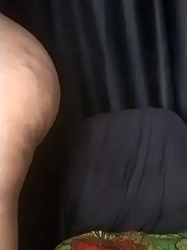 Snapshot of Queen-BD chatting on November 25, 9:59 pm Queen-BD online show from November 25, 9:59 pm