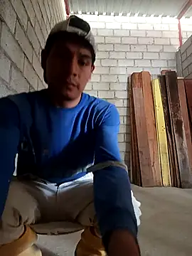 elmazitogrande online show from October 21, 9:15 pm