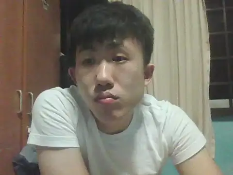 Snapshot of yj199510 chatting on March 28, 4:50 pm yj199510 online show from March 28, 4:50 pm