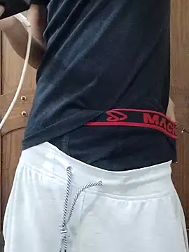 fakelove95 online show from October 29, 9:05 pm