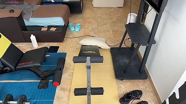 Snapshot of Asmodeuss666 chatting on February 5, 11:23 am Asmodeuss666 online show from February 5, 11:23 am