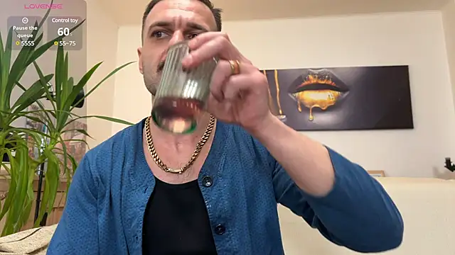 Snapshot of Asmodeuss666 chatting on February 15, 6:12 pm Asmodeuss666 online show from February 15, 6:12 pm