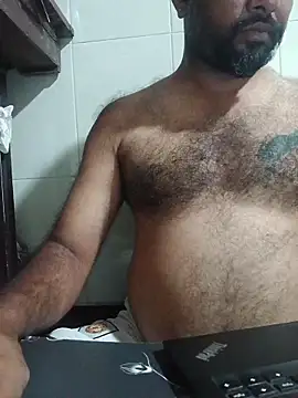 carria homes online show from April 11, 9:30 pm