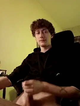 Snapshot of HalloMarcy chatting on November 1, 1:07 am HalloMarcy online show from November 1, 1:07 am