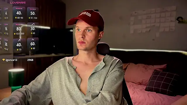 Leonnextdoor online show from June 18, 10:03 pm