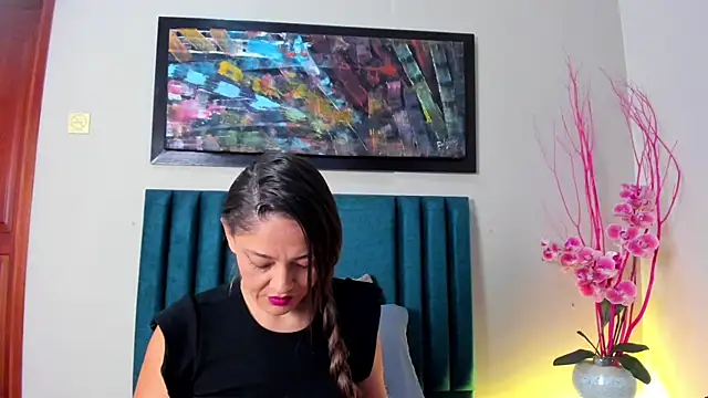 EloiseQuinn online show from October 17, 1:25 pm