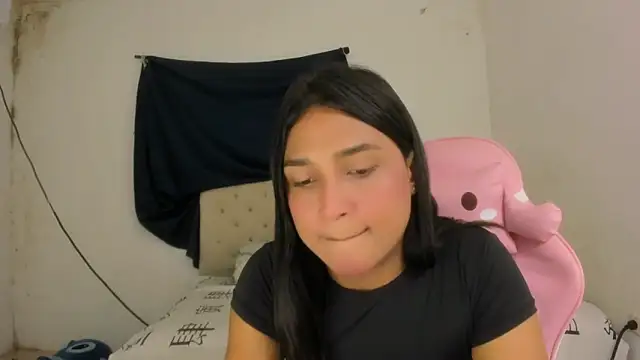 Miss noah18 online show from November 11, 10:21 pm