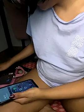 Snapshot of Ninabrunette18 chatting on November 13, 2:54 am Ninabrunette18 online show from November 13, 2:54 am