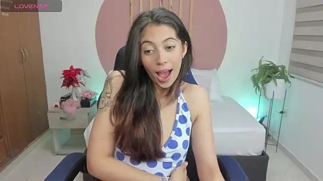 sweetpeach 20 online show from January 24, 7:28 pm