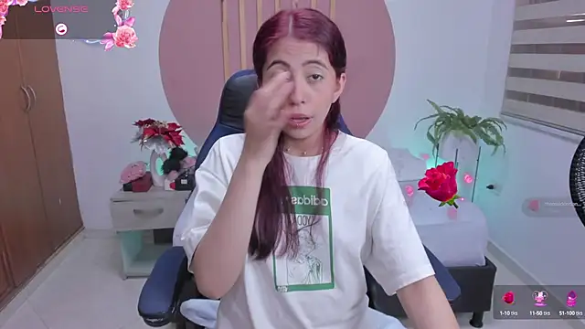 sweetpeach 20 online show from February 8, 7:27 pm