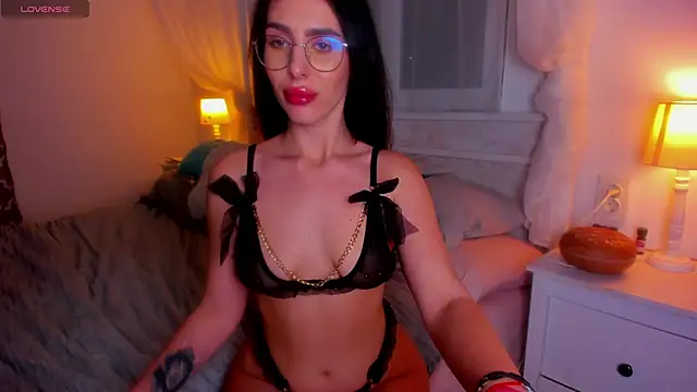 Snapshot of LexyBrianna chatting on March 12, 5:17 pm LexyBrianna online show from March 12, 5:17 pm