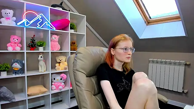 Snapshot of ElizabethHarpper chatting on December 31, 3:55 am ElizabethHarpper online show from December 31, 3:55 am