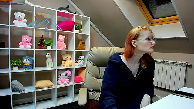 Snapshot of ElizabethHarpper chatting on January 3, 1:27 am ElizabethHarpper online show from January 3, 1:27 am