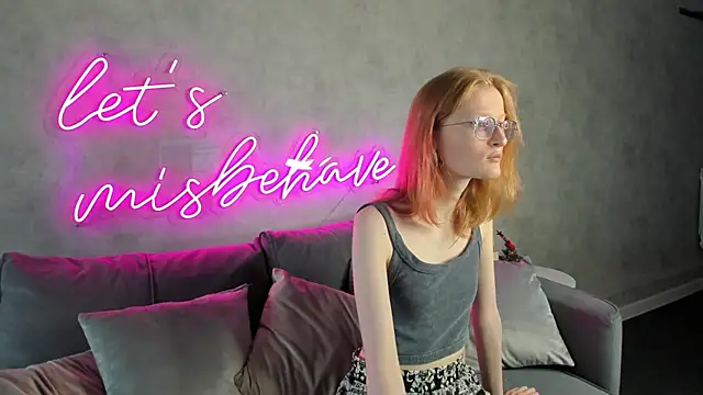 ElizabethHarpper online show from January 29, 8:08 am