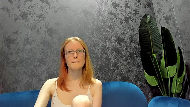 ElizabethHarpper online show from February 7, 8:01 am