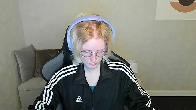 ElizabethHarpper online show from September 21, 1:07 am