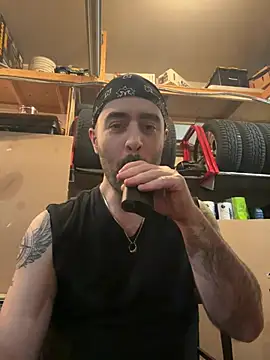 Snapshot of Faded-Solo chatting on July 25, 1:47 am Faded-Solo online show from July 25, 1:47 am