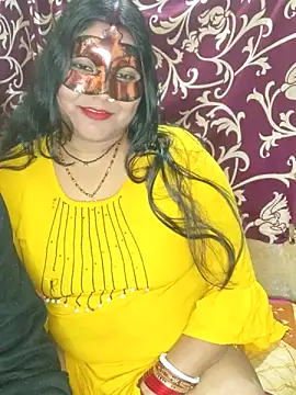 Hot muskaan online show from January 10, 11:00 am